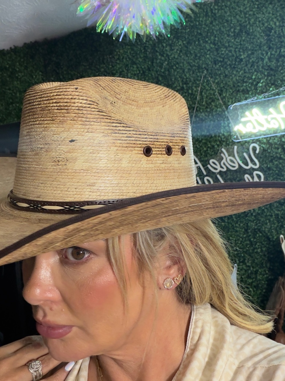 Women's Straw Western Hat in Tan with Braided Accent - Picture 9 of 9